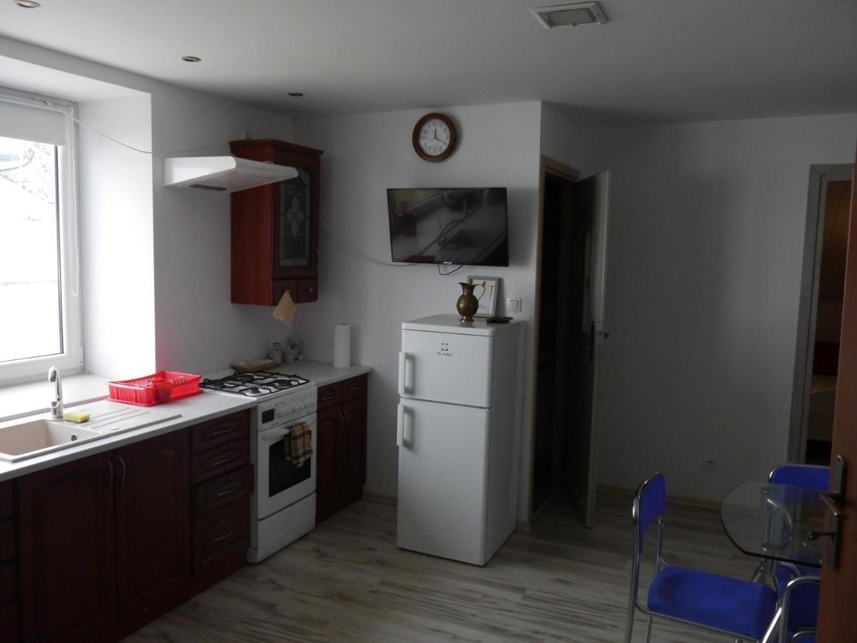 Brama Bieszczad Appartement Lesko Buitenkant foto