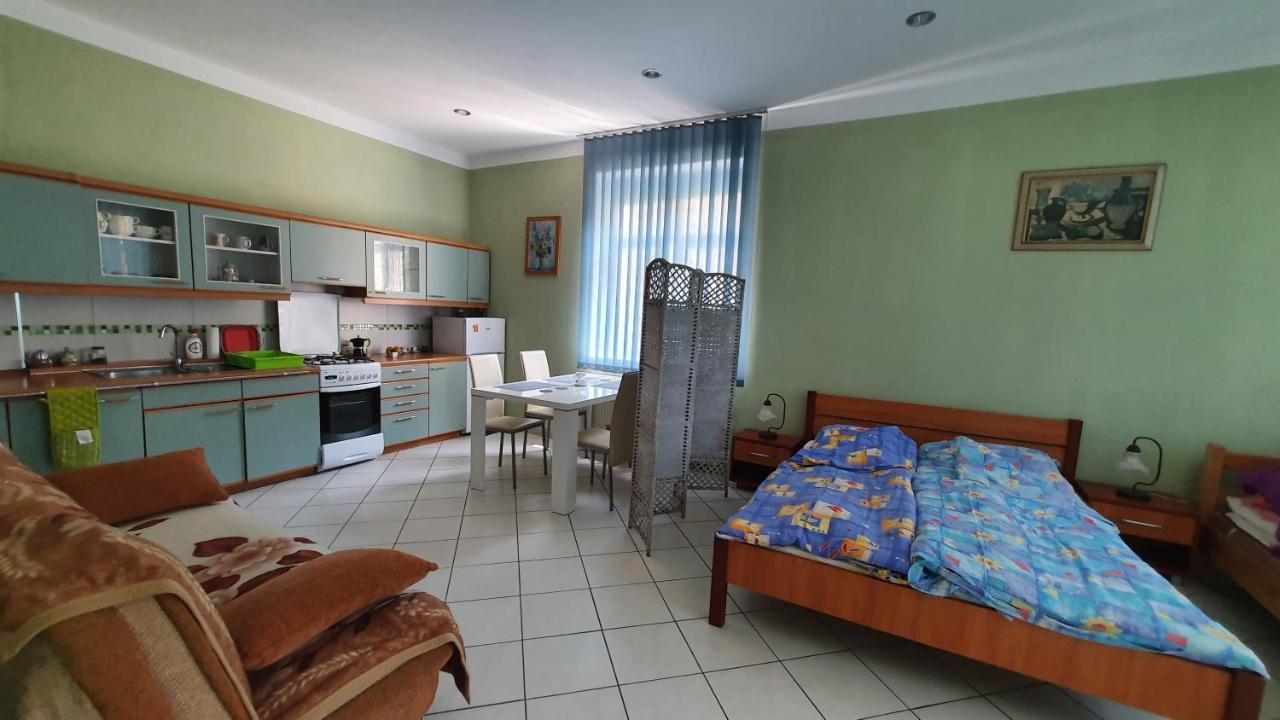 Brama Bieszczad Appartement Lesko Buitenkant foto